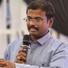 Dr Aravinth